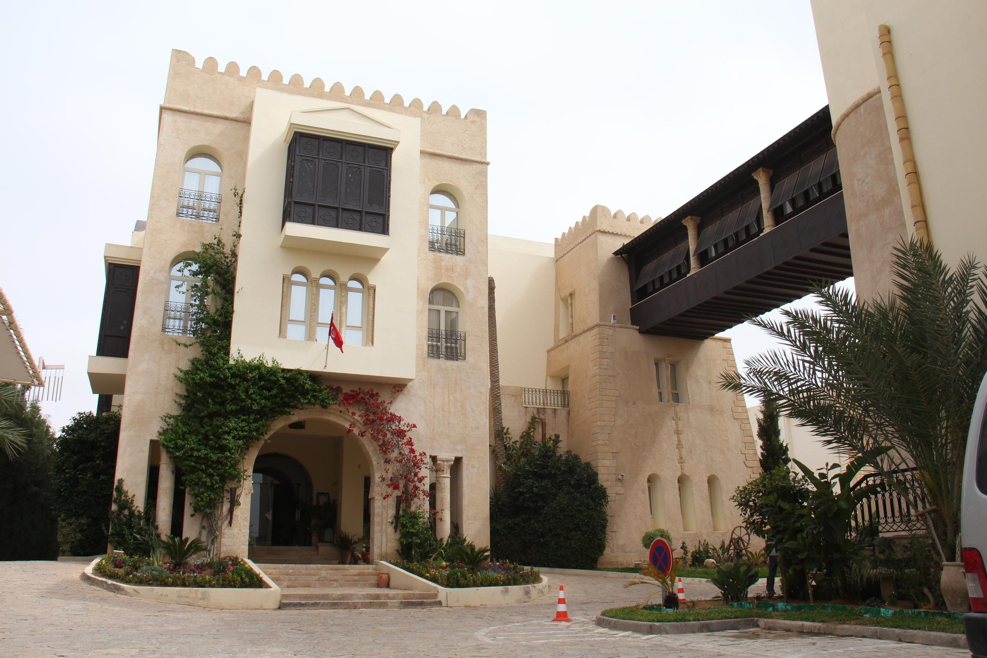 Borj Dhiafa Hotel Sfax Buitenkant foto