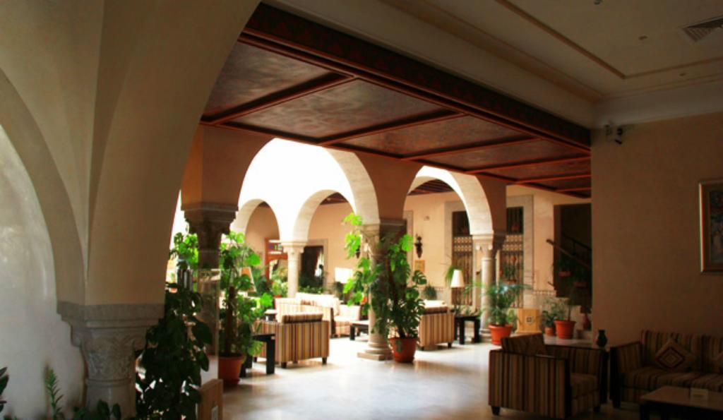 Borj Dhiafa Hotel Sfax Buitenkant foto