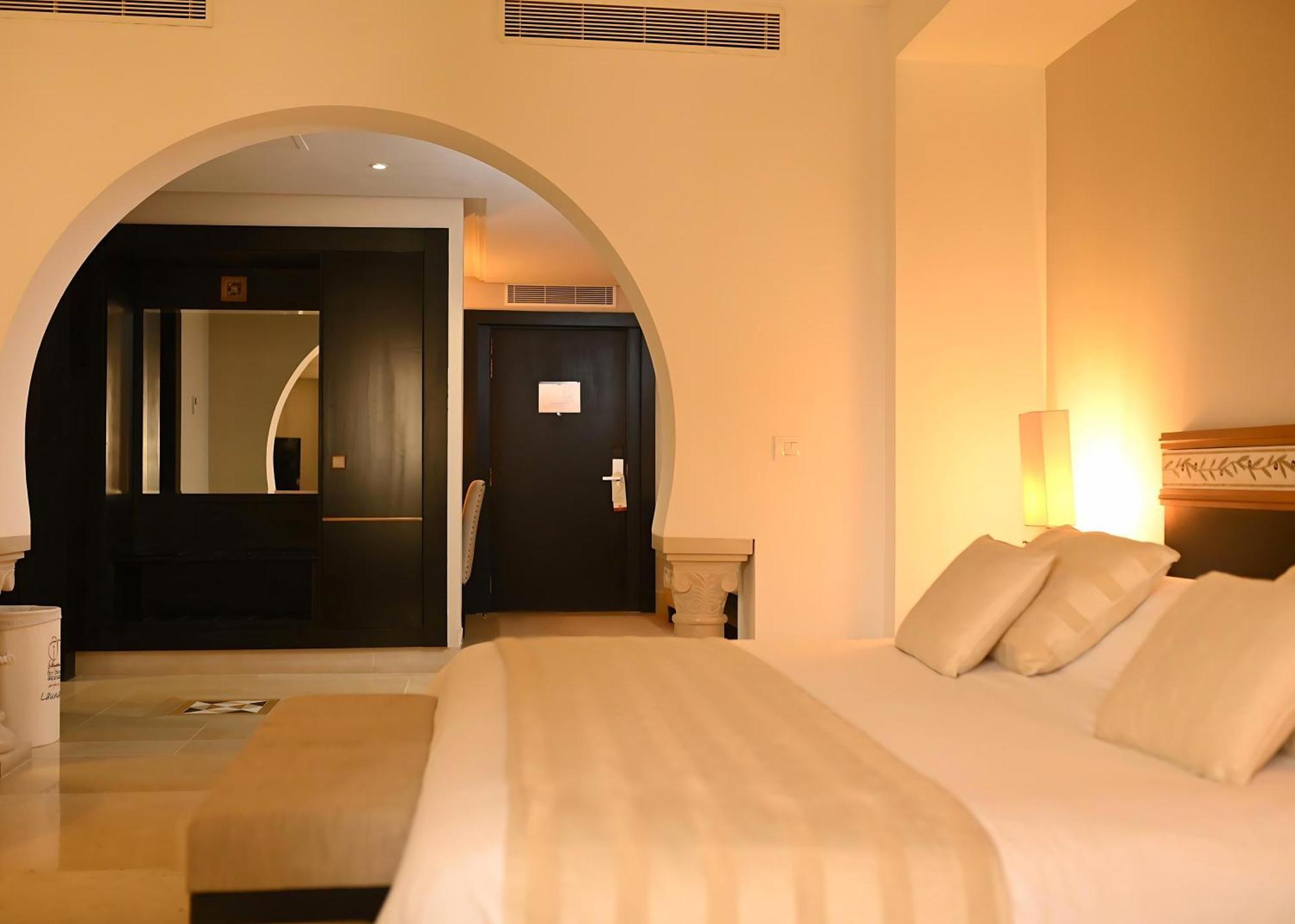Borj Dhiafa Hotel Sfax Buitenkant foto